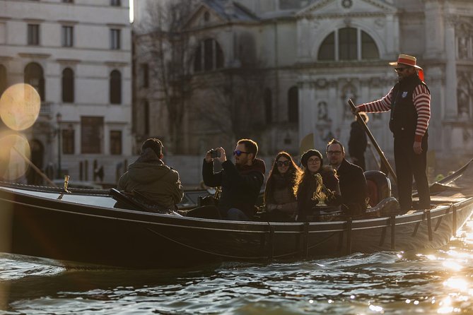 Grand Canal Gondola Experience with Live Commentary™ - Commentary, language, and sound quality