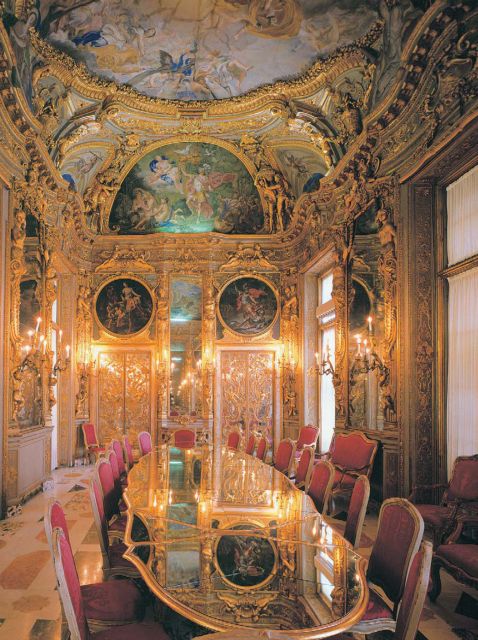 Guided Tour of Rolli Palaces UNESCO Site, Genoa - The stairs of Palazzo Imperiale