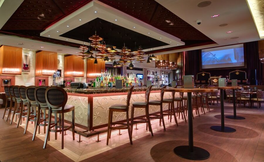 Hard Rock Cafe Florence with Set Menu for Lunch or Dinner - Memorabilia, merchandise, and the atmosphere question