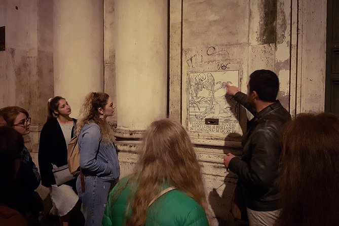 Haunted Rome Ghost Tour - The Original - The narrow street and the pope’s private route