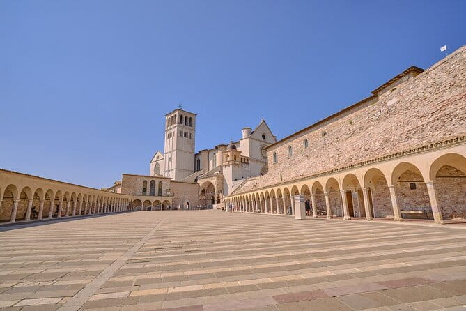 Heart of Italy Day Trip: Visit Perugia and Assisi from Florence - Santa Chiara, Carlo Acutis, and free time