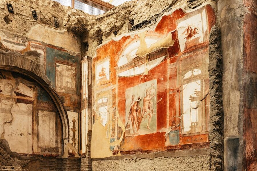 Herculaneum: Skip-the-Line Guided Tour with Archaeologist - Key points at a glance