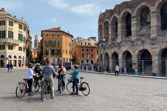 Highlights and hidden gems Verona Bike Tour - Juliet’s House and the reality behind the balcony