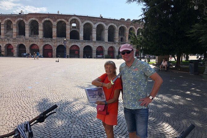 Highlights and hidden gems Verona Bike Tour - Crossing Ponte Pietra to Castel San Pietro