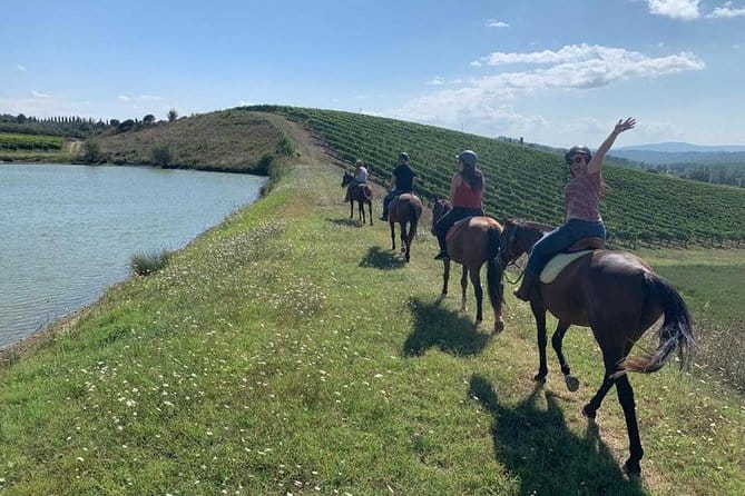 Horseback Ride in S.Gimignano with Tuscan Lunch Chianti Tasting - Leaving Florence for the Tuscan countryside