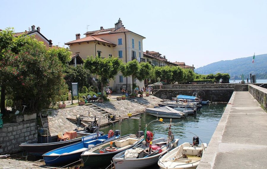 Isola dei Pescatori and Isola Bella Hop-on Hop-off Boat - What the $14 price really covers