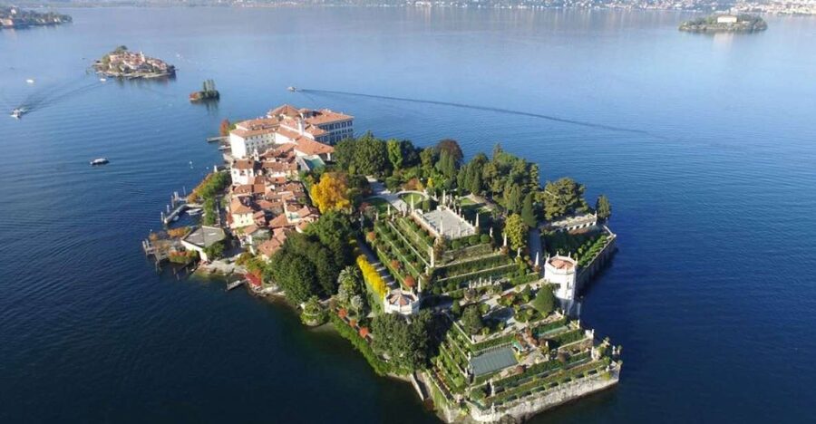 Isola dei Pescatori and Isola Bella Hop-on Hop-off Boat - Crossing Lake Maggiore by boat