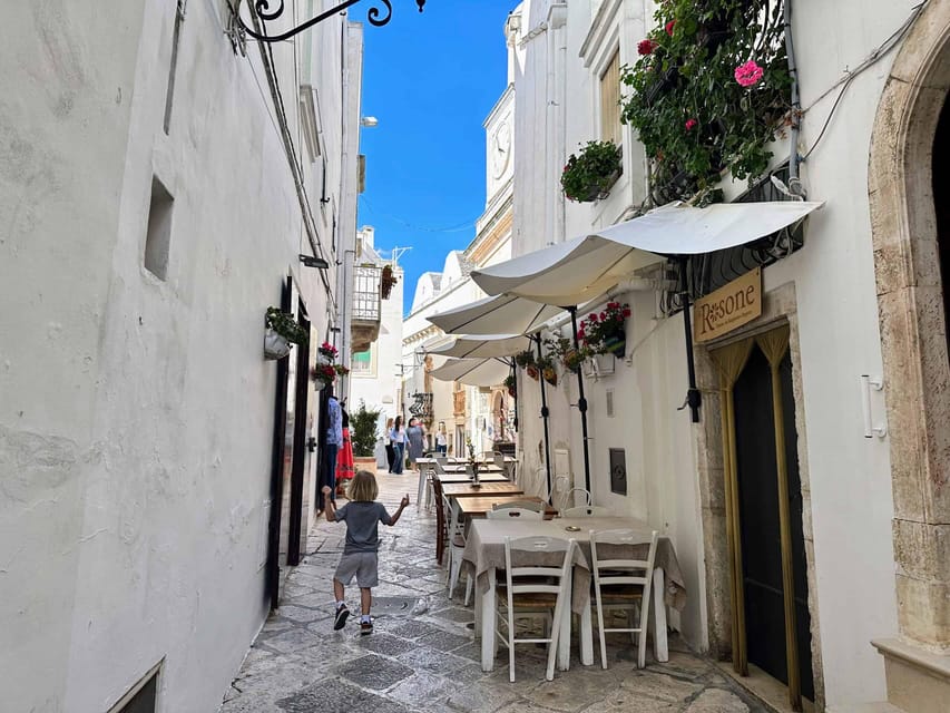 Itria Valley: Polignano, Ostuni, and Locorotondo, from Bari - Polignano a Mare: the strongest first stop