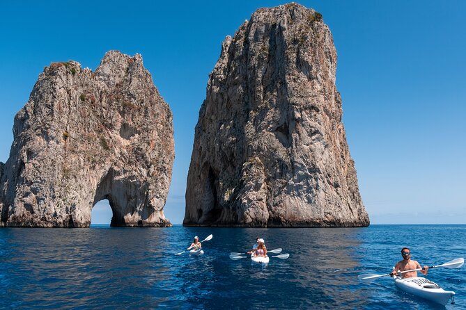 Kayak tour in Capri between caves and beaches. Photos included. - Seeing Via Krupp from below