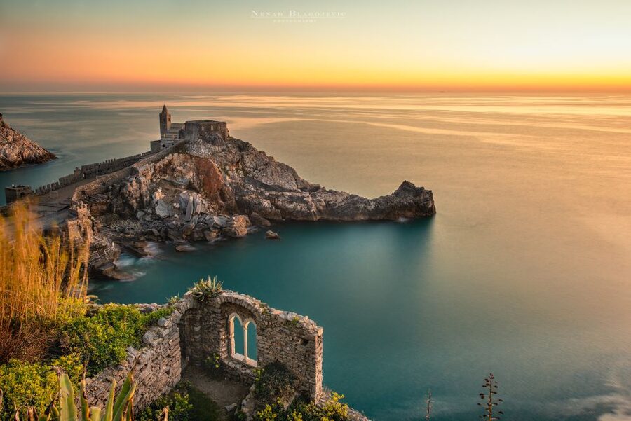 La Spezia: Cinque Terre and Portovenere Full-Day Boat Tour - Captain Gerry and the mood on board