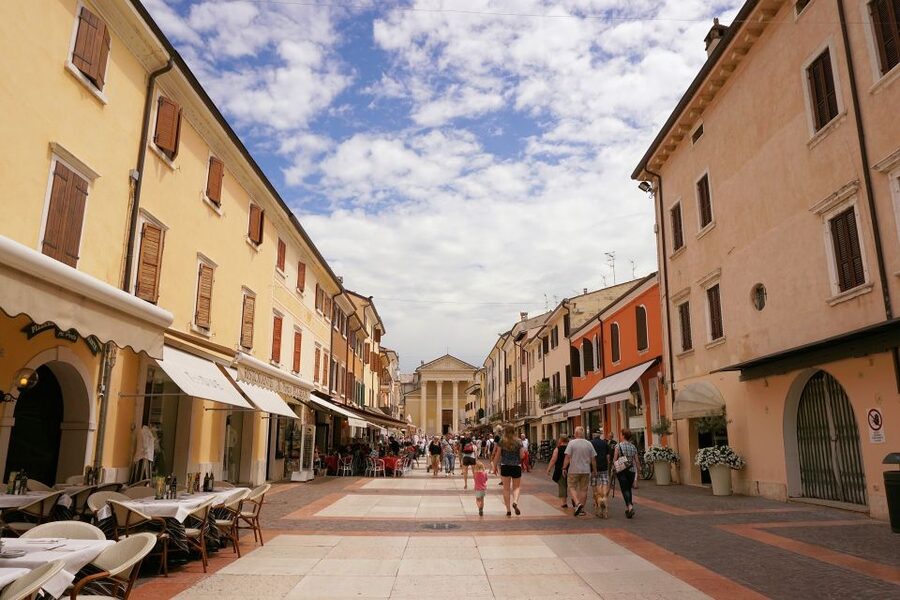 Lake Garda: Wine Tour and Tasting Experience in Bardolino - Key points at a glance