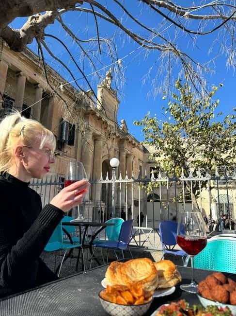 Lecce: Guided Street Food Walking Tour with Food and Wine - What $58 buys you in two hours