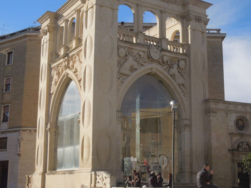 Lecce: Street Food Tasting and Sightseeing Tour - Pace, group size, and the practical side