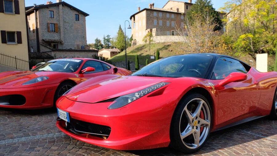 Maranello: Test Drive Ferrari 458 - Choosing between 10 minutes and one hour