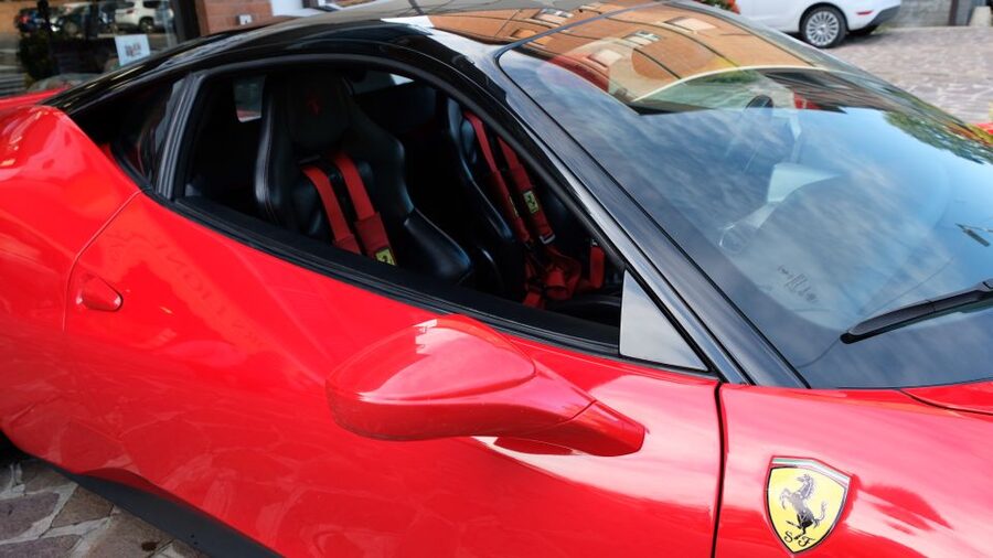 Maranello: Test Drive Ferrari 458 - A good birthday gift, with one practical catch