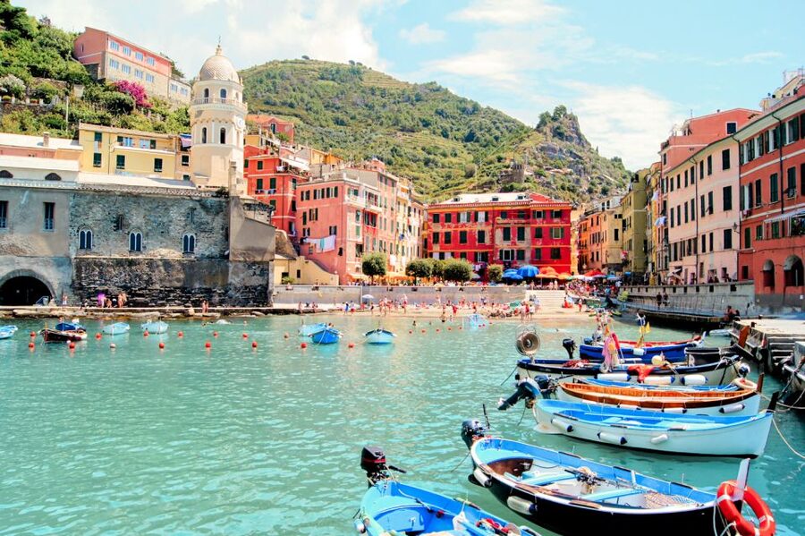 Milan: Cinque Terre Full-Day Guided Trip With Cruise - How much time do you really get?