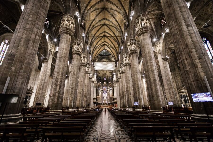 Milan: City Highlights Walking Tour with The Last Supper - The Galleria Vittorio Emanuele II and Milan’s polished center
