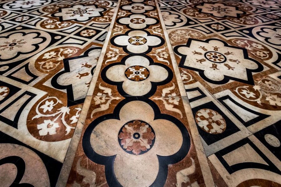 Milan Duomo and Rooftop 2-Hour Guided Tour - Why the Duomo rooftop deserves top billing
