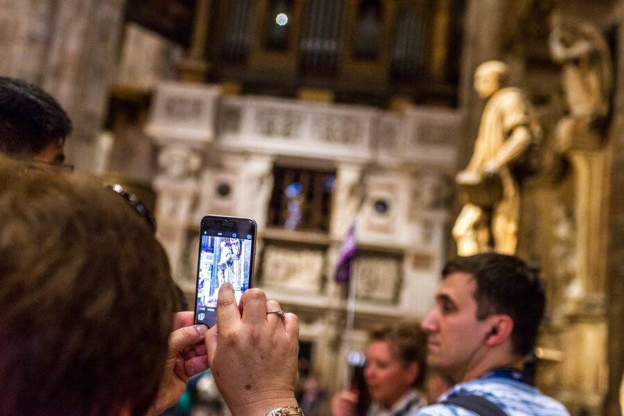 Milan: Duomo and The Last Supper Skip-the-Line Guided Tour - How the guides shape the experience