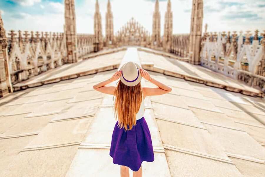 Milan Duomo Cathedral and Rooftop Terrace Guided Tour - What the guide quality can add