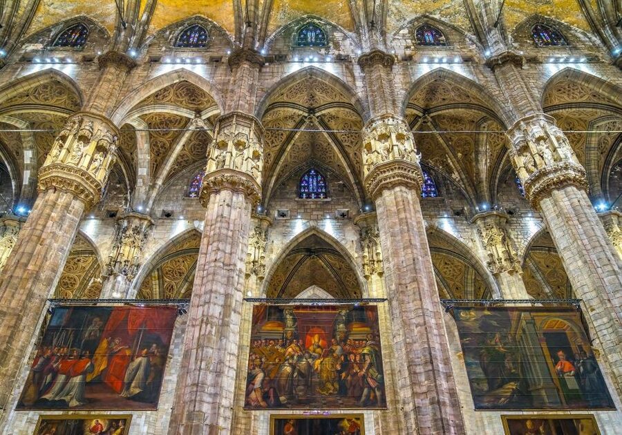 Milan: Duomo & Rooftop Tour with Optional Hop-On Hop-Off Bus - What the rooftop visit is really like
