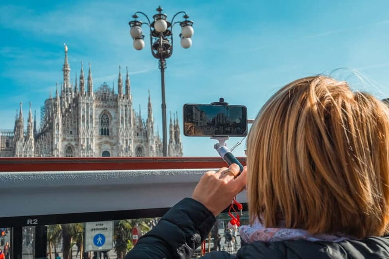 Milan Duomo Rooftops Tour + Optional Hop-on-Hop-off ticket - Group size and the narrow passages