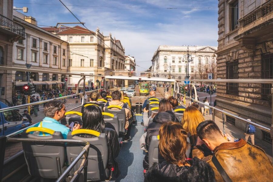 Milan: Gray Line Milan Open Tour Hop-On Hop-Off Bus Tour - Central Station, Gae Aulenti, and modern Milan