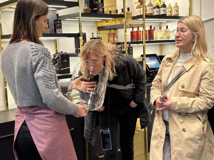 Milan: Guided Street Food Walking Tour with Food Tasting - Fried snacks, arancini, and a historic market