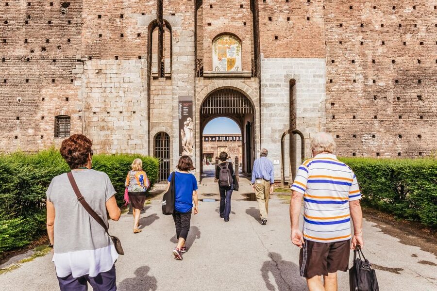 Milan: Guided Walking Tour & Last Supper Visit with Ticket - Meeting at Santa Maria delle Grazie