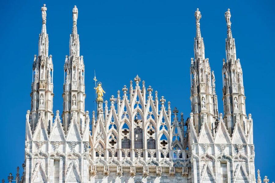 Milan: Guided Walking Tour with Duomo and the Last Supper - La Scala and the fashion streets