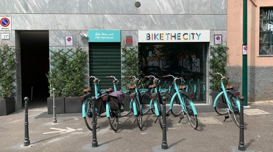 Milan: Highlights and Hidden Gems Guided Bike Tour - The Duomo, Palazzo Reale, Galleria, and La Scala