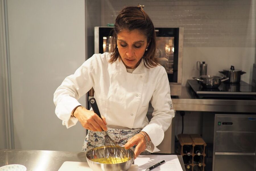Milan: Italian Cooking Class with Food and Wine - Group size, pace, and teaching style