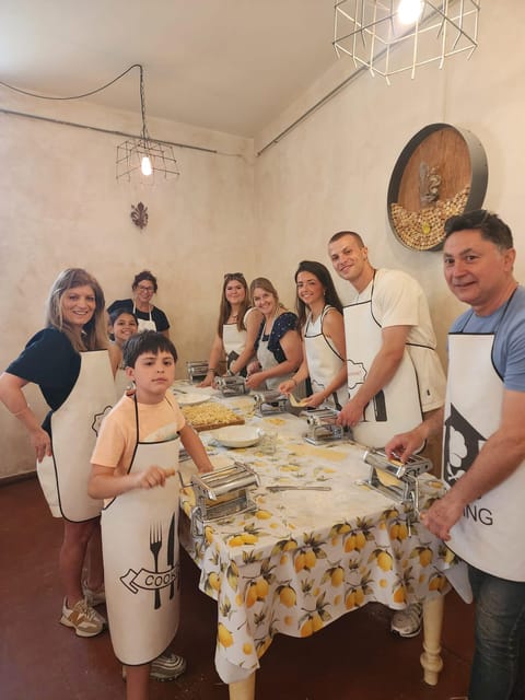 Milan: Pasta and Tiramisu Cooking Class with Wine - A cooking class built around eating what you make
