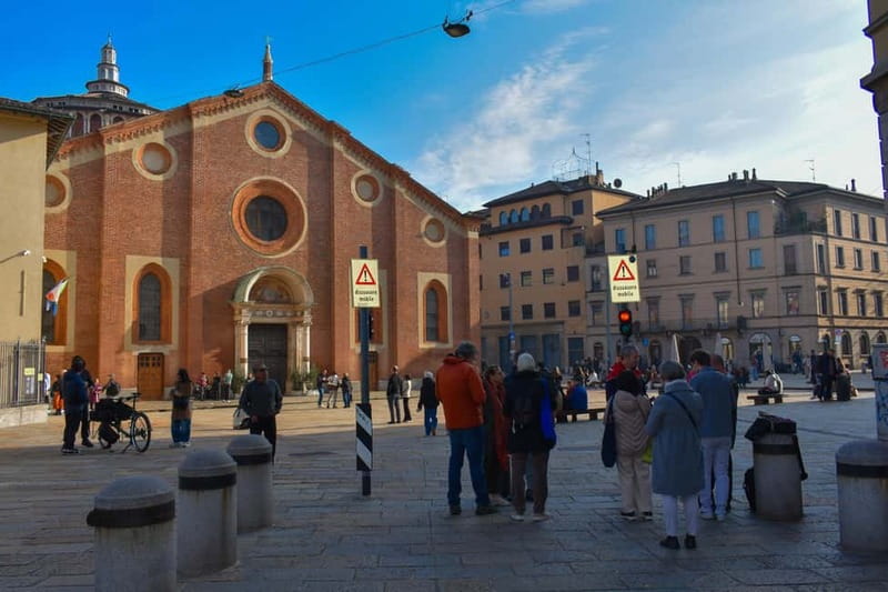 Milan: The Last Supper & Sforza Castle Guided Tour - What the guides add to the experience