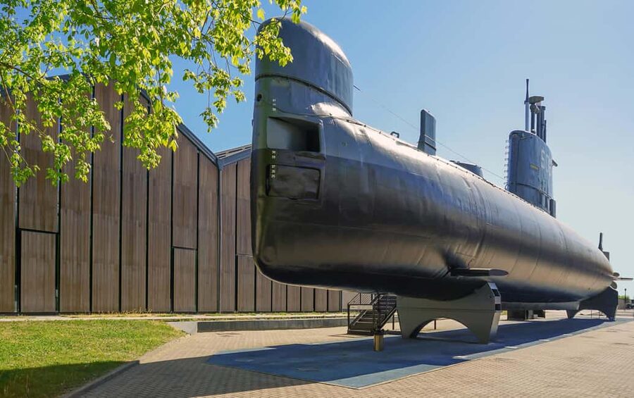 Milan: The Milan Pass City Card - Choosing public transport or the sightseeing bus