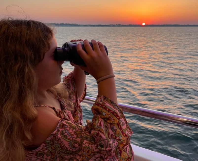 Milano Marittima: Riviera Romagnola Half-Day Boat Tour - Gulls, sardines, and the seafood service