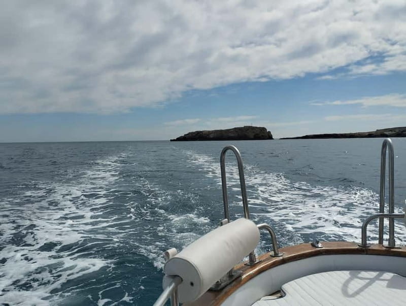 Monopoli: 2.5 Hour Boat Tour to the Polignano a Mare Caves - Food, drinks, music, and the feel on board