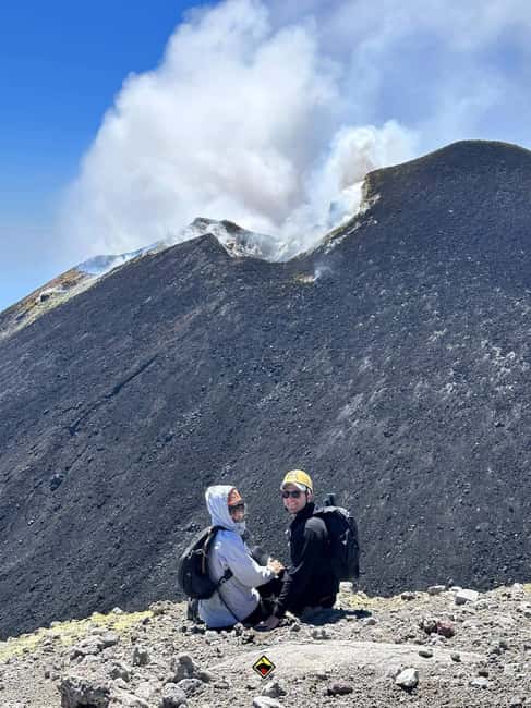 Mount Etna: Ascent to 2800m by 4x4 - Looking into Valle del Bove