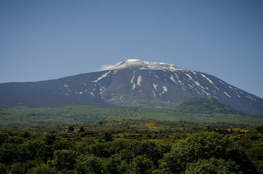 Mount Etna: North Upper Craters Guided Tour by 4x4 with Trek - Who should choose this Etna tour?
