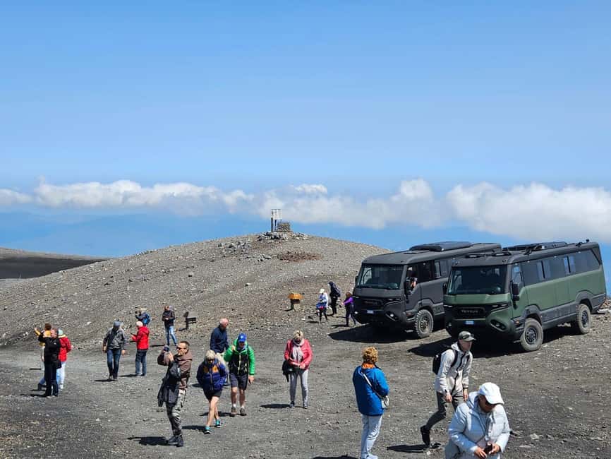 Mount Etna: North Upper Craters Guided Tour by 4x4 with Trek - The 2002 lava flow and Le Betulle ruins