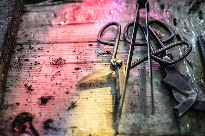 Murano Glass Experience With a Visit to a Burano Lace Island - Weather, clothing, and practical planning