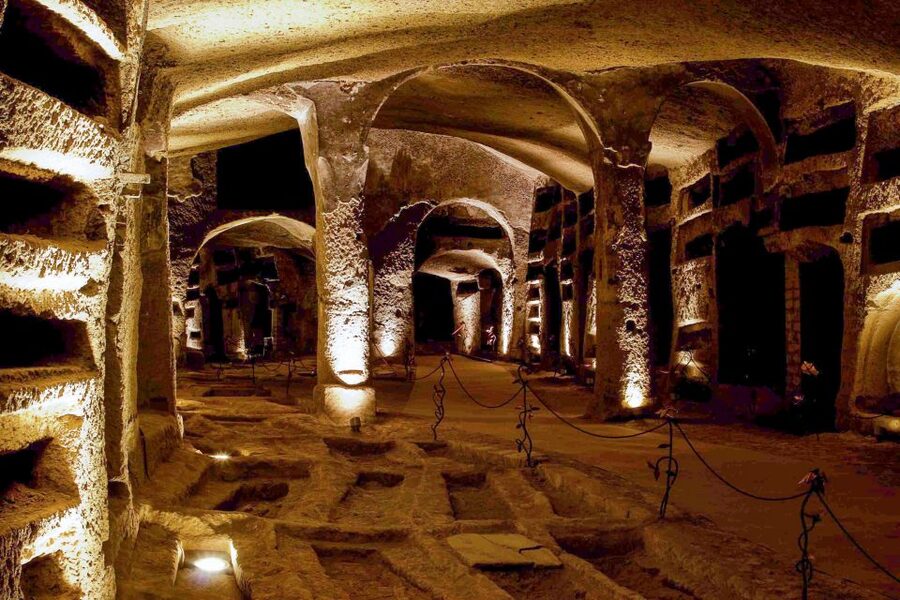 Naples: Catacombs of San Gennaro Entry Ticket & Guided Tour - Planning your visit in Naples