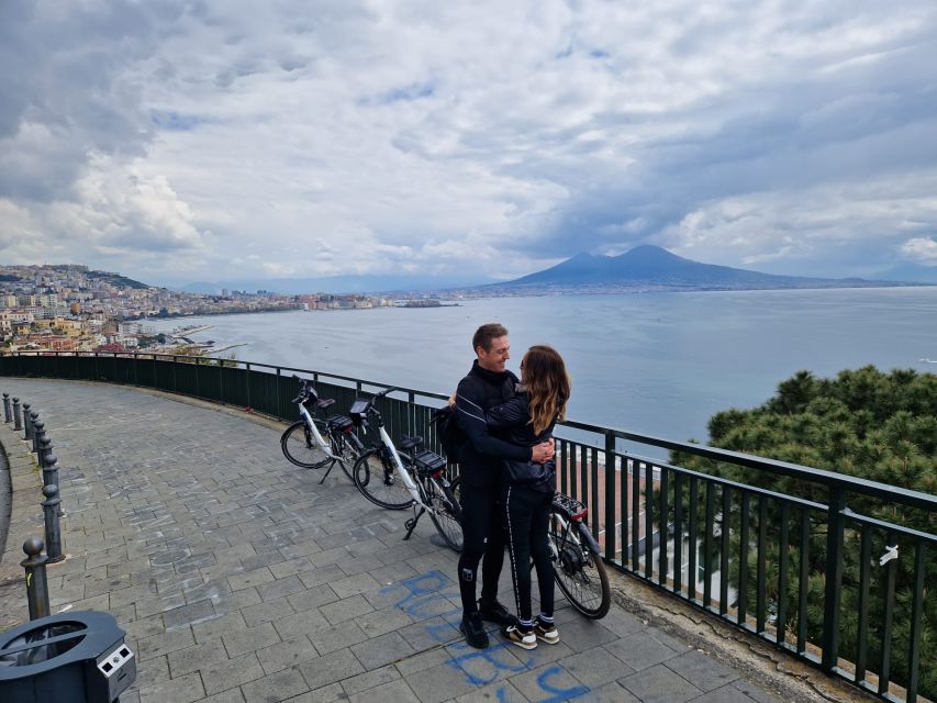 Naples: City Highlights Guided Bike Tour - Castel dell’Ovo and the view across the bay