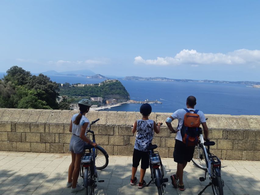 Naples: City Highlights Guided Bike Tour - From Bicycle House to the Bay of Naples