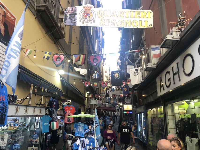 Naples: Guided Pub Crawl in the Old Town - The Old Town and Spanish Quarters after sunset