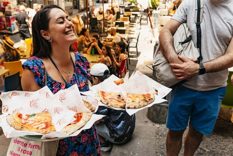 Naples: Guided Street Food Tour with Spritz - Via dei Tribunali and the first serious bites