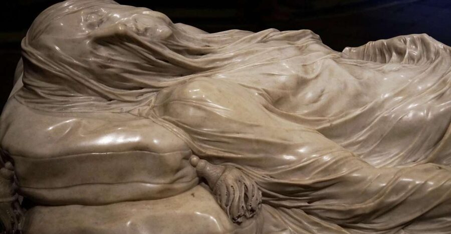 Naples: Historic Center and Sansevero Chapel Walking Tour - Via dei Tribunali and the city at street level