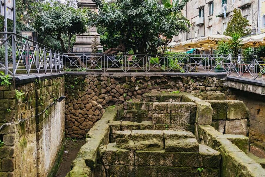 Naples: Old Town Guided Walking Tour - Spaccanapoli and the Maradona coffee stop