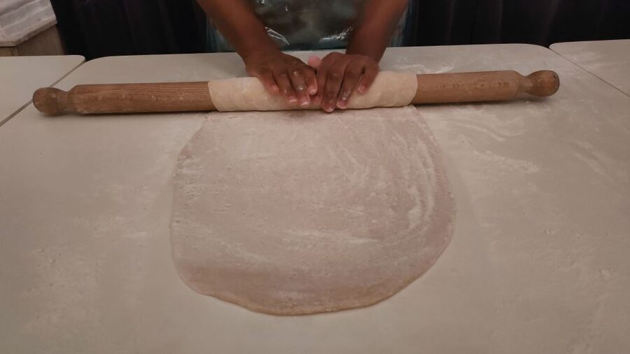 Naples: Pasta Making Class with Starter and Drink - A welcome appetizer and a drink first