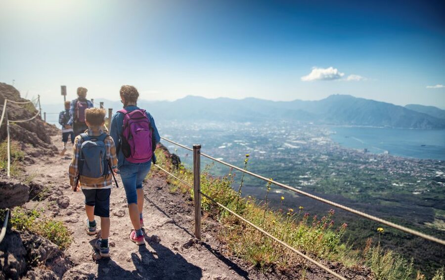 Naples: Pompeii & Mt. Vesuvius Day Trip with Tickets & Lunch - Starting the day in Naples